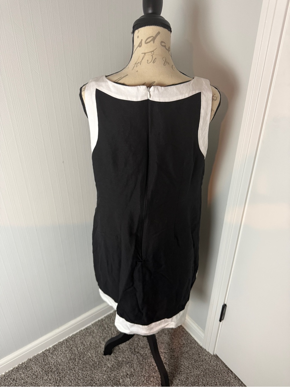 Jessica Howard Black Linen Blend Dress with White Bead embroidered size 14 - Picture 4 of 9
